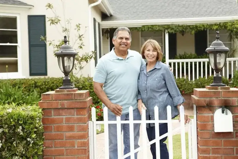 Happy homeowners selling their house to Property Pro Homebuyer